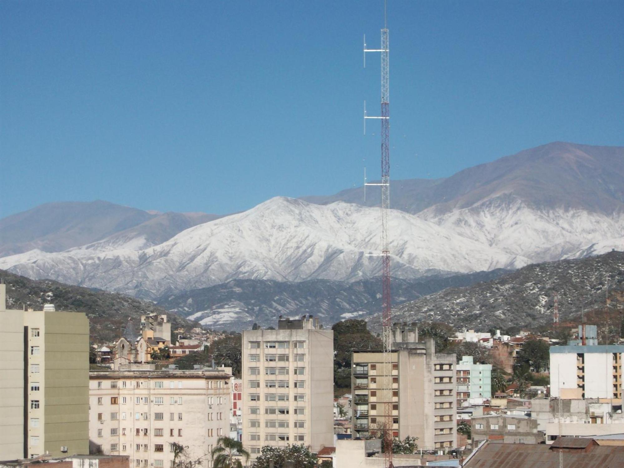 Howard Johnson Plaza Jujuy San Salvador de Jujuy Esterno foto